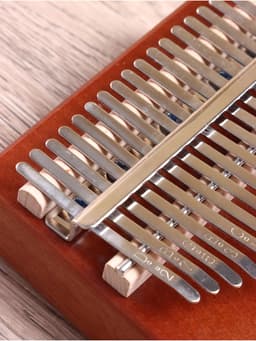 Сувенирный музыкальный инструмент «Калимба», 15×12×4 см, дерево сурен, сталь
