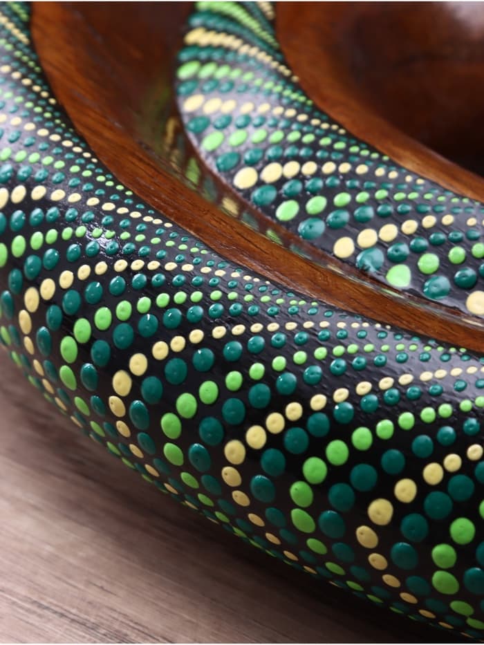 Сувенирный музыкальный инструмент «Диджериду», 33×28×4 см, дерево суар