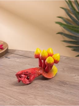 Сувенир «Коряга с грибочками», 20×10×10 см, дерево Камал, красно-жёлтый