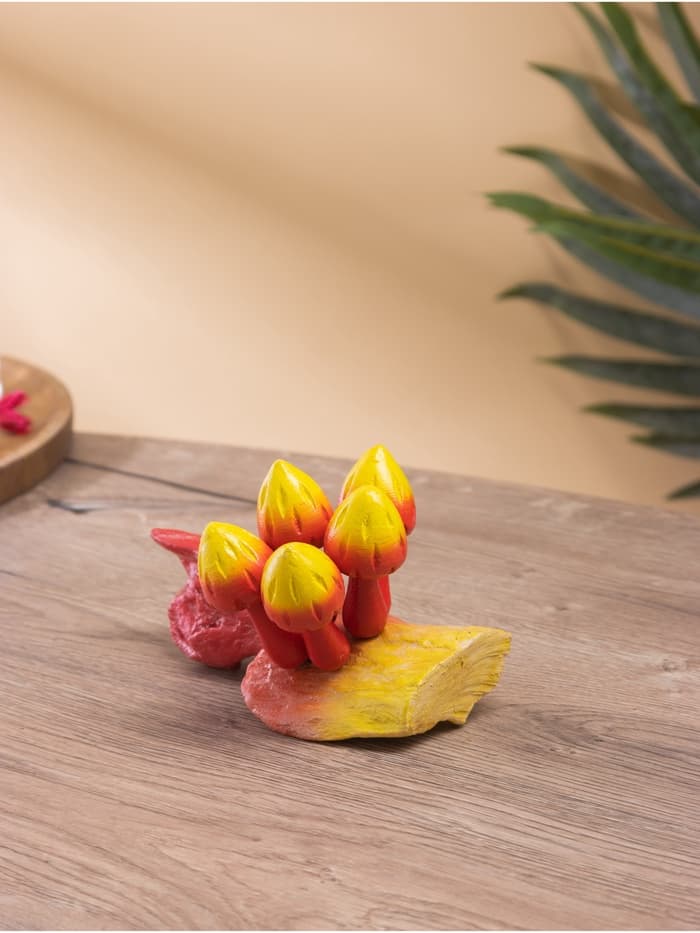 Сувенир «Коряга с грибочками», 20×10×10 см, дерево Камал, красно-жёлтый