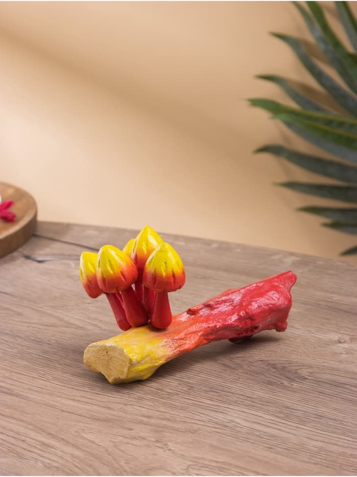 Сувенир «Коряга с грибочками», 20×10×10 см, дерево Камал, красно-жёлтый