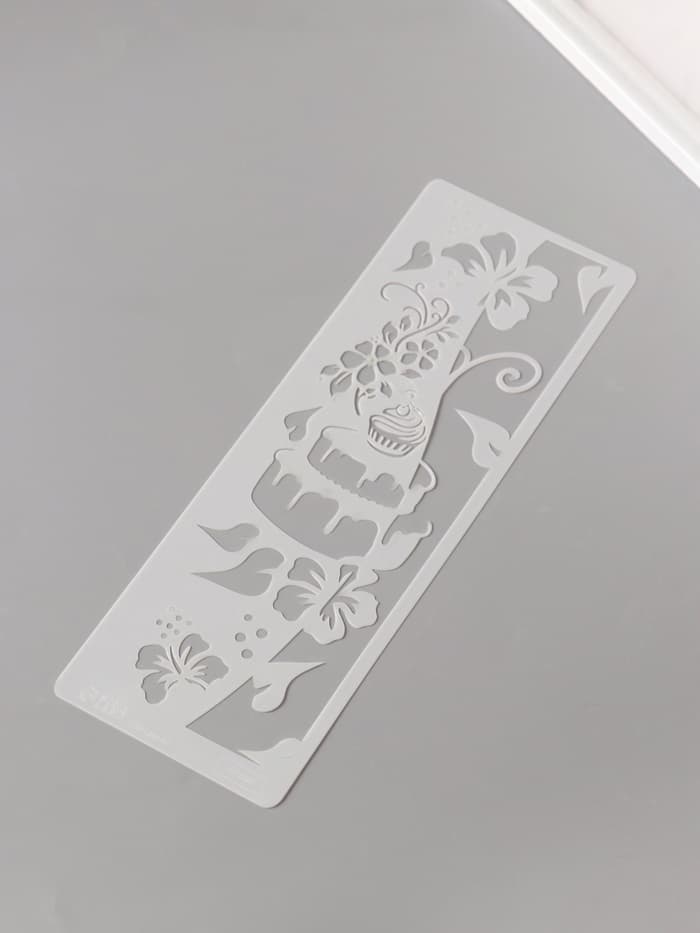 Трафарет бордюрный пластик «Торт с цветами», 10×30 см