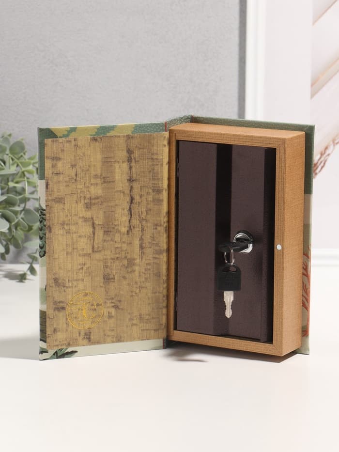 Шкатулка книга - сейф «Север России», дерево, искусственная кожа, 3D тиснение, 21×13×5 см