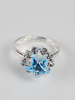 Вышивка крестиком для детей на деревянной канве «Сказочные узоры», набор для творчества