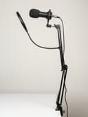 Микрофон конденсаторный Music Life черный: кабель, ветрозащита, стойка