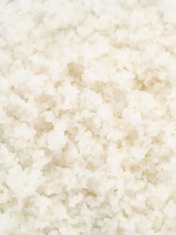 Скраб для тела соляной «Ежевика» с маслом виноградной косточки, 250 г, TROPIC BAR