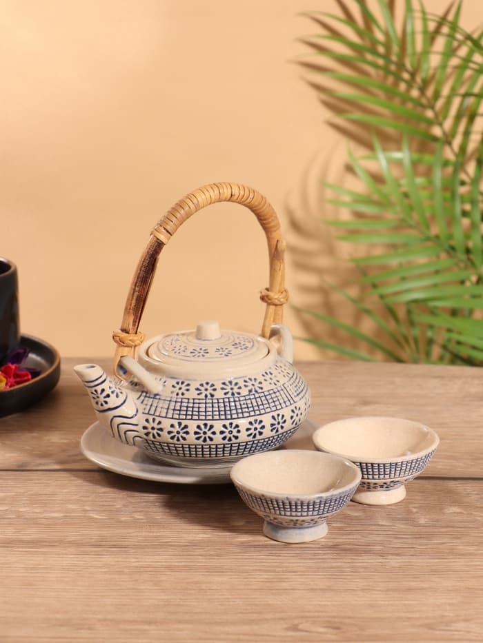 Набор для чаепития «Айша», чайник, 2 пиалы, керамика