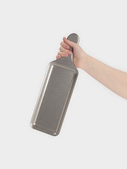 Блюдо Hanna Knövell Vanha, 38×11.5×1.5 см, нержавеющая сталь, серебристое