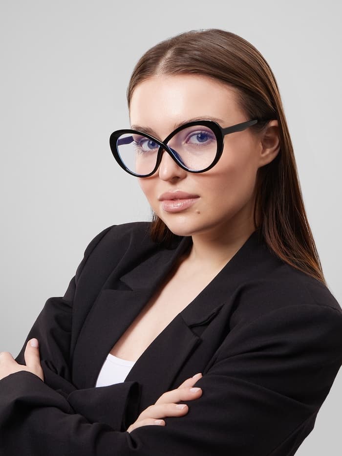 Очки женские имиджевые, прозрачные, дужка 14.2 см, ширина 14.1 см, линза 5.4×6.9 см, черные