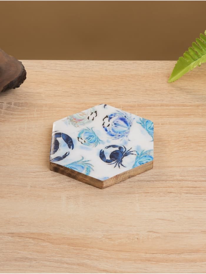 Подставка под горячее «Крабы», набор 4 шт., 15×13×5 см, дерево манго