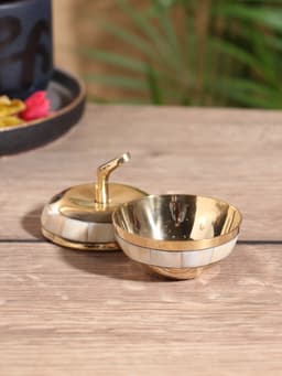 Шкатулка «Яблоко золотое», 6×6×6.5 см, латунь с перламутром