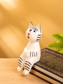 Сувенир «Тигренок сидячий», 6×6×15 см, дерево, чёрно-белый