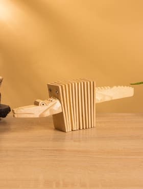 Сувенирный музыкальный инструмент трещотка «Ящерица», 25×8×4 см