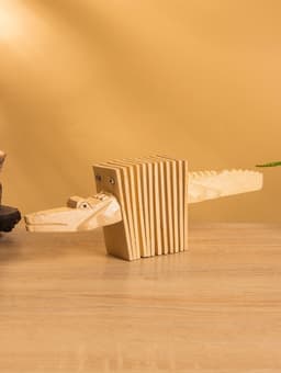 Сувенирный музыкальный инструмент трещотка «Ящерица», 25×8×4 см