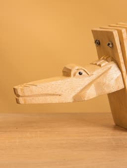 Сувенирный музыкальный инструмент трещотка «Ящерица», 25×8×4 см