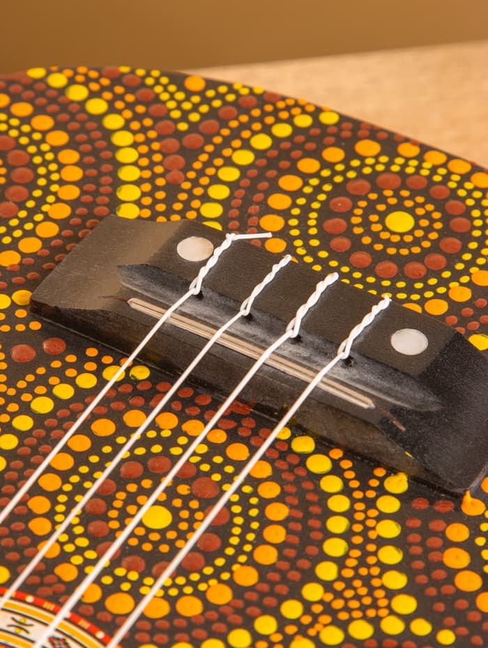 Сувенирный музыкальный инструмент Укулеле «Туземец», 55 см, махагон, дерево