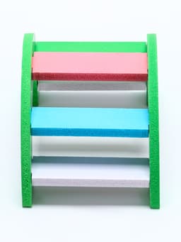 Лесенка для грызунов, с цветными ступеньками, зелёная