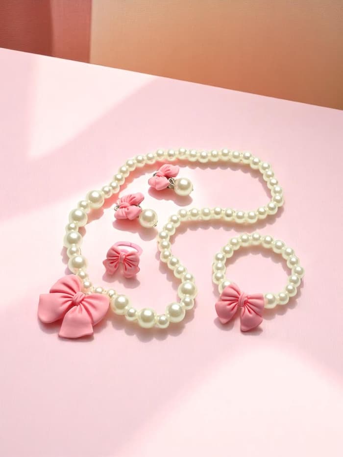 Набор детских украшений Выбражулька «Бант», 4 предмета: кулон, браслет d=6 см кольцо, клипсы, бело-розовый