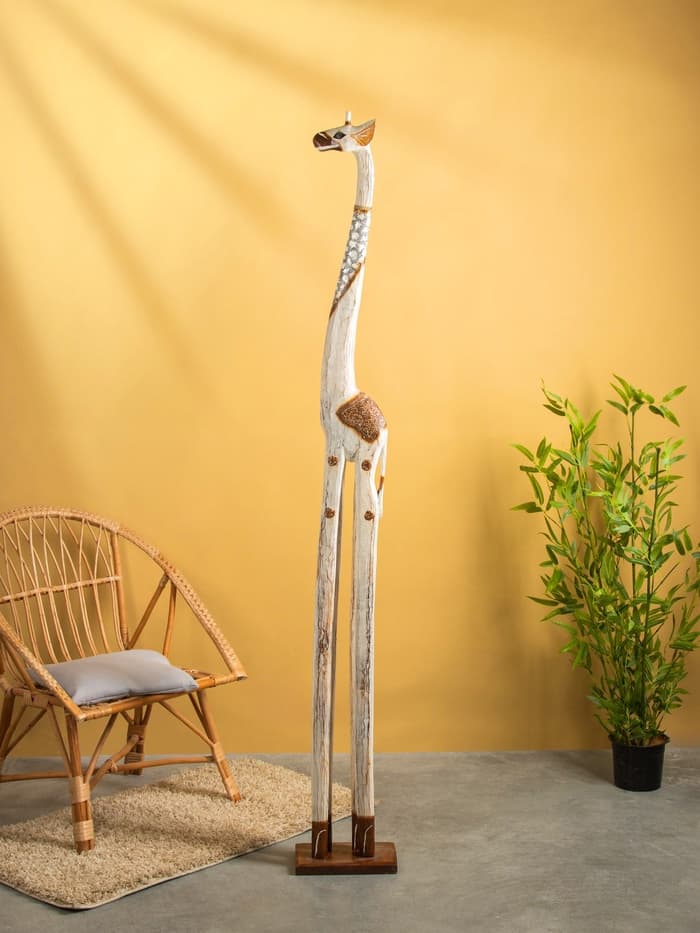 Сувенир «Жираф», 28×17×200 см, дерево, белый