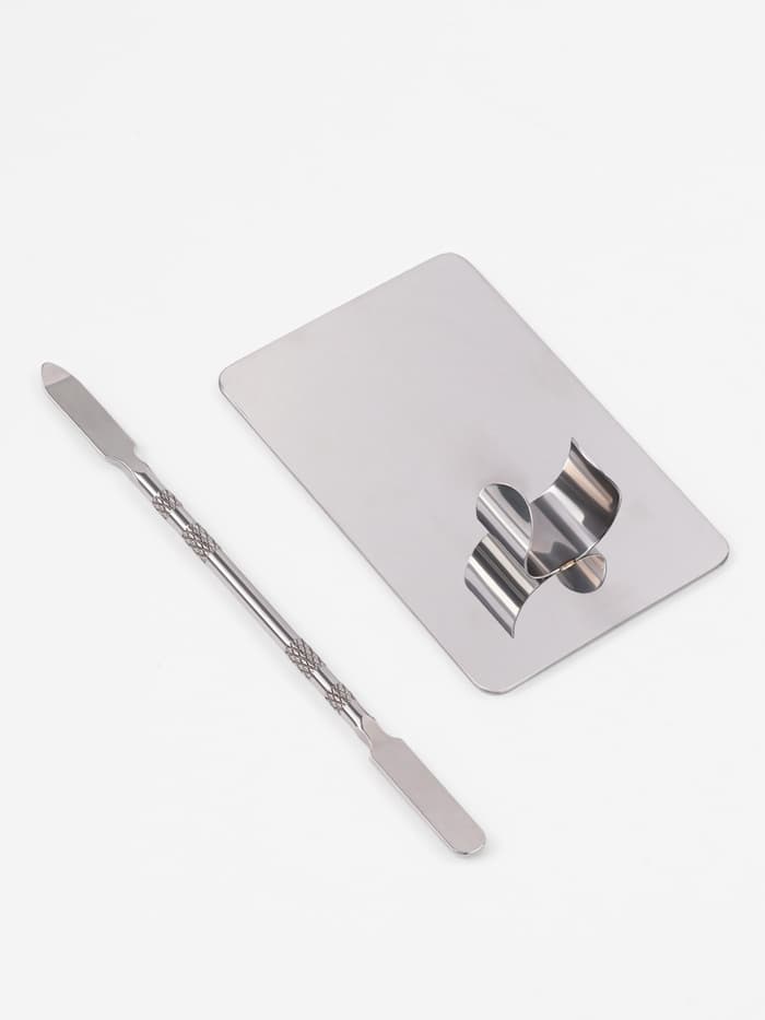 Набор для макияжа QF, 2 предмета: палитра, спатула, серебристый