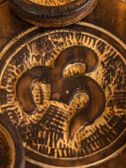 Подставка под благовония «Ом», 16.5 см, дерево