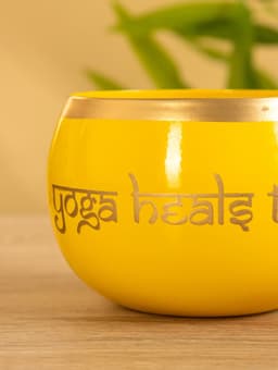 Свеча в чаше Yoga heal the soul, 200 г, 8.5×7 см, соевый воск, жёлтая