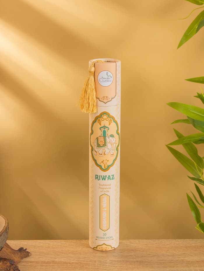 Благовония в тубусе «Кардамон и Нероли», 30 штук с деревянной подставкой