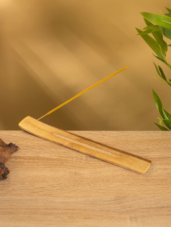 Благовония в тубусе «Кардамон и Нероли», 30 штук с деревянной подставкой