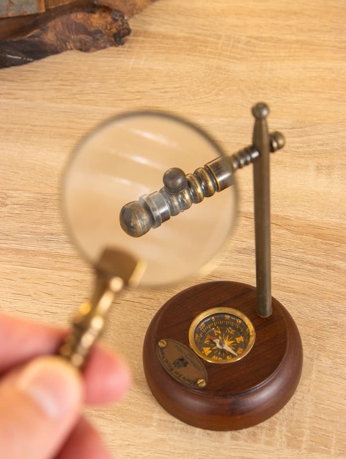 Лупа с подставкой, 9×9×17 см