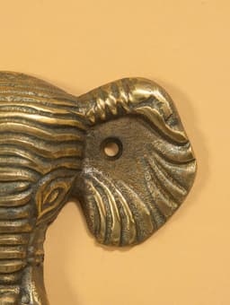 Крючок «Слон», 12×12 см