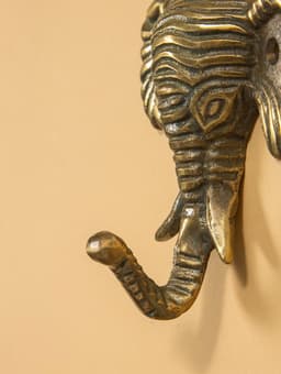 Крючок «Слон», 12×12 см