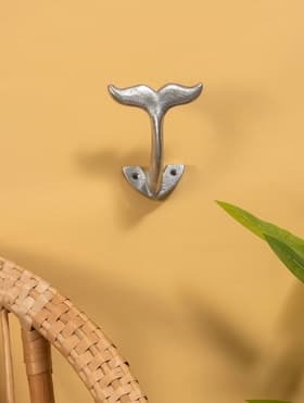 Крючок «Китовый хвост», 12×9 см