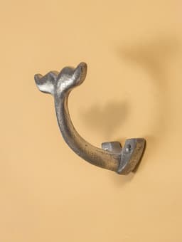 Крючок «Китовый хвост», 12×9 см