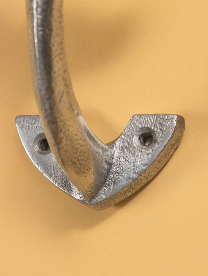 Крючок «Китовый хвост», 12×9 см