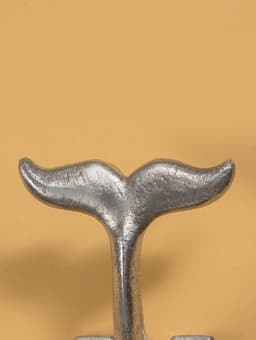 Крючок «Китовый хвост», 12×9 см