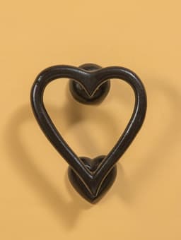 Дверной молоток «Сердце», 12×11 см