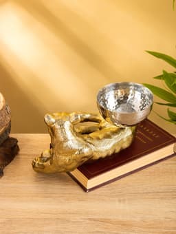 Сувенир с чашей «Пантера», 28×20.5×13 см, алюминий