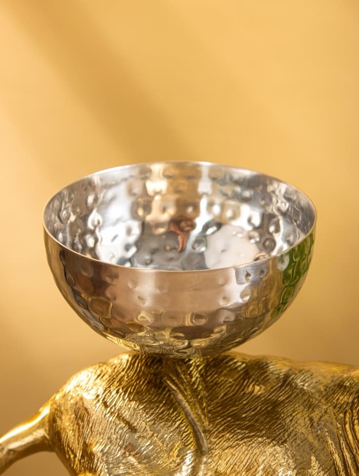 Сувенир с чашей «Пантера», 28×20.5×13 см, алюминий