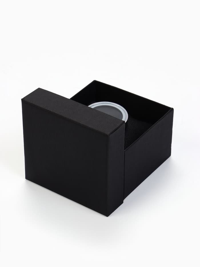 Коробочка подарочная для часов, 9×8×5 см, подушечка 8×7.5×4.5 см, чёрная, с чёрной вставкой