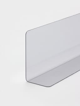 Пластиковый разделитель, высотой 6 см, L=28 см