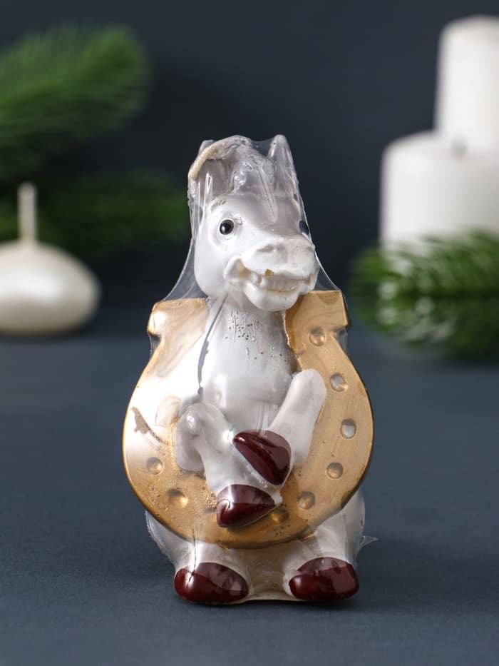 Свеча декоративная «Лошадка с подковой» 5.5×6×9 см, серебро