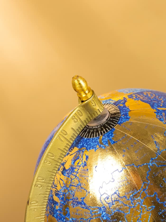 Глобус сувенирный, 22×12.5×353.5 см, подставка дерево