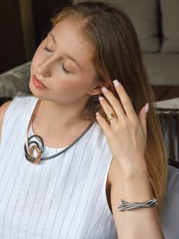 Браслет трансформируется в кулон «Обруч», d=8-24 см, металл, цвет золото, серебро