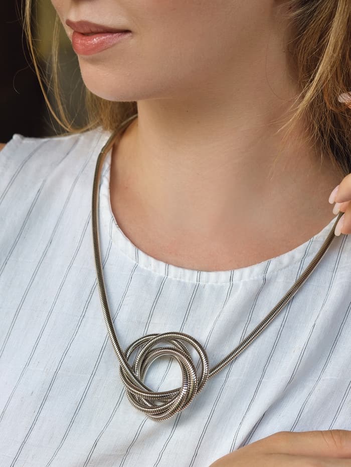 Браслет трансформируется в кулон «Обруч», d=8-24 см, металл, цвет серебро