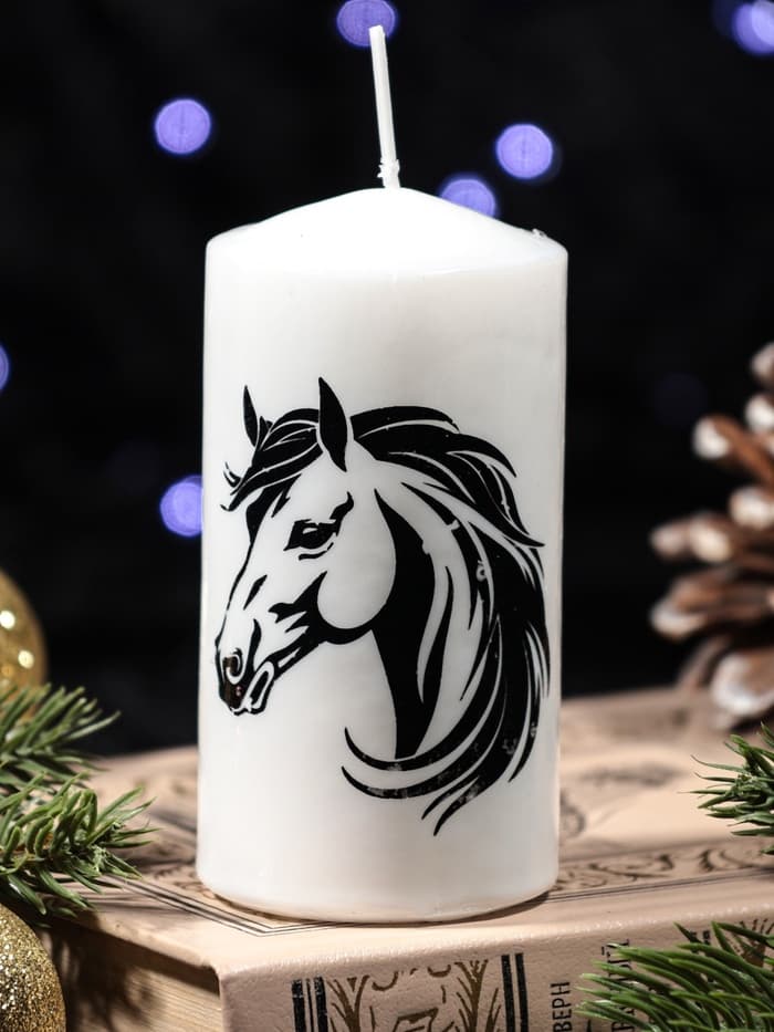 Свеча - цилиндр с накаткой «Лошадь в профиль», 50×100 мм, белая