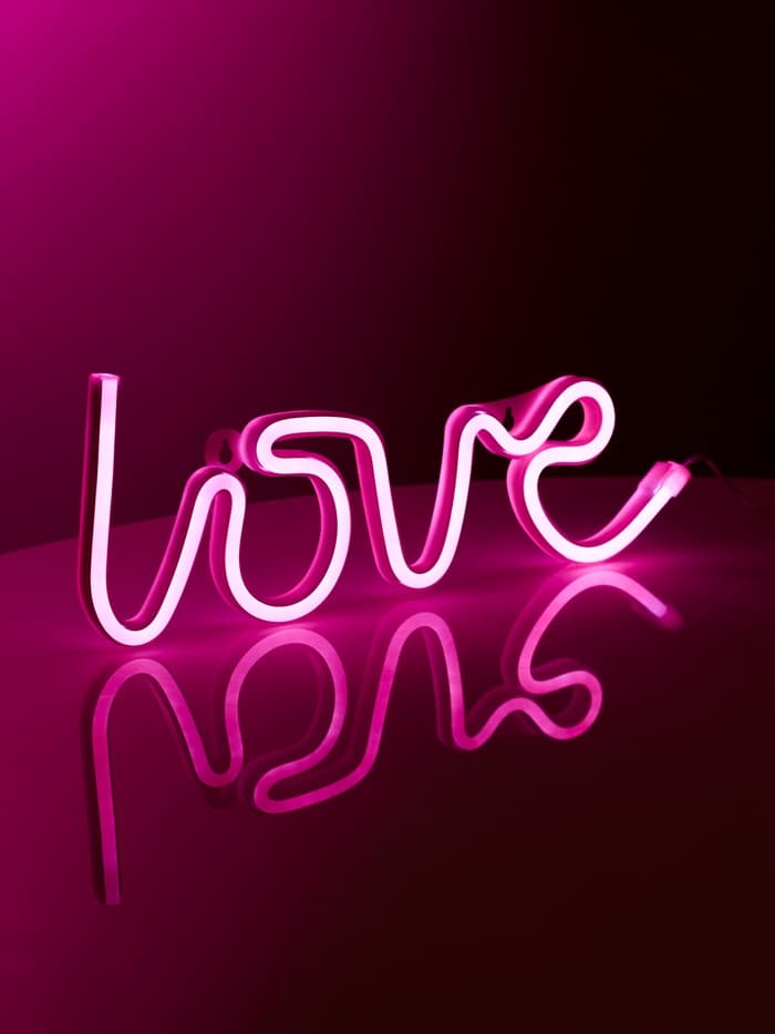 Неоновая вывеска «Любовь», 35×13 см, от батареек AAx3 + USB, розовая