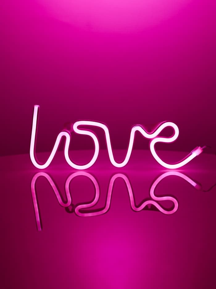 Неоновая вывеска «Любовь», 35×13 см, от батареек AAx3 + USB, розовая