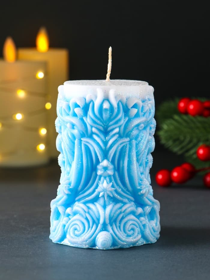 Свеча новогодняя столбик «Резная», голубой,10×7×7.5 см