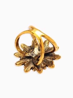 Кольцо для платка «Цветок Хризантема», белое в чернёном золоте