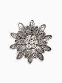 Кольцо для платка «Цветок Хризантема», белое в чернёном серебре